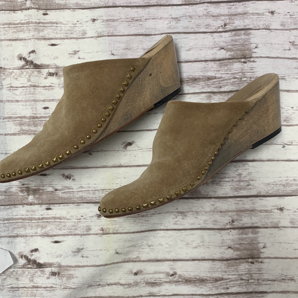 Carlleen Cordero Tan Suede Leather Slip On Block Mid Heels Studs Slip On Clogs - Picture 5 of 10